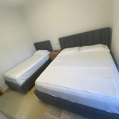 A&t Apartment *